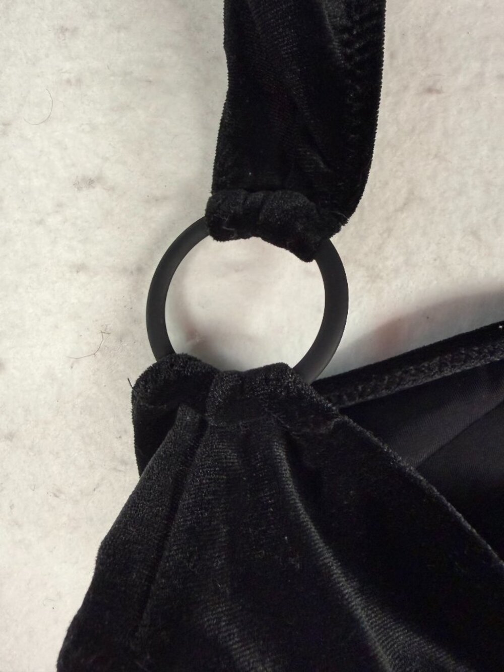 Kendall & Kylie Black Velvet Cabana Cut Out Ring One Piece Swimsuit Size Large - Picture 3 of 13